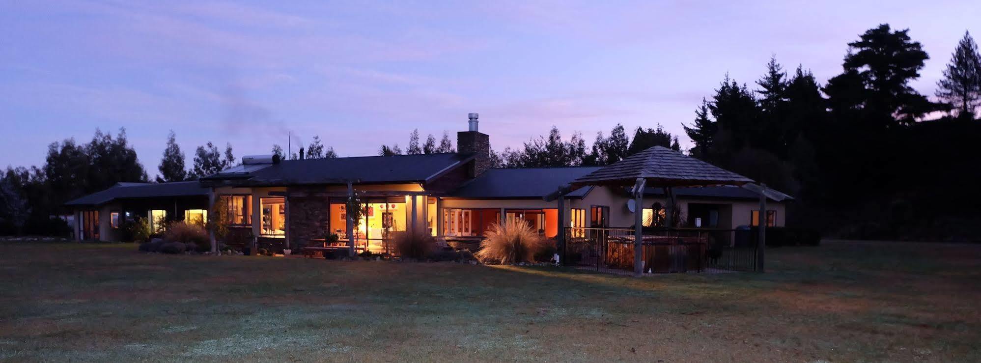 Mount Maude Country Lodge Ванака Екстер'єр фото